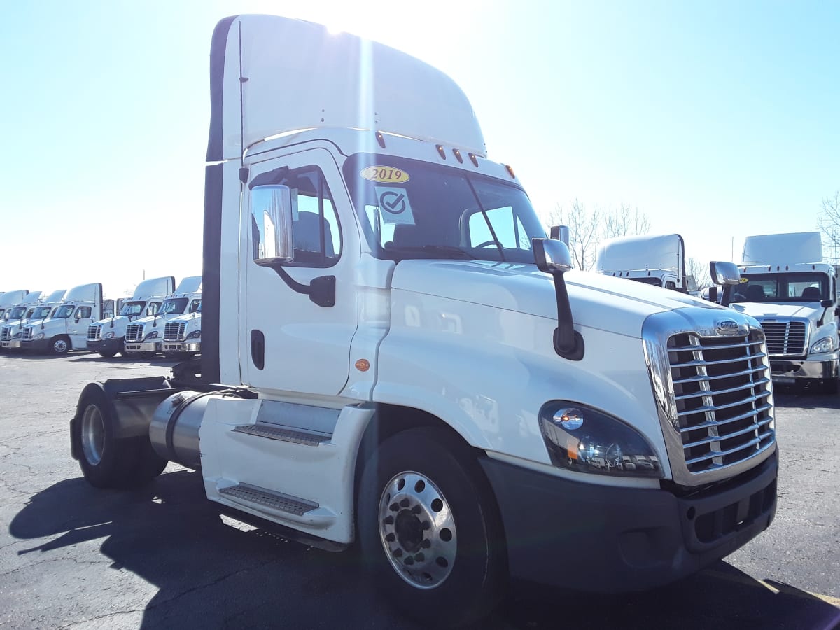 2019 Freightliner/Mercedes CASCADIA 125 809933