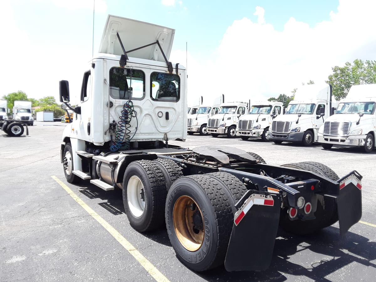 2019 Freightliner/Mercedes CASCADIA 125 809949