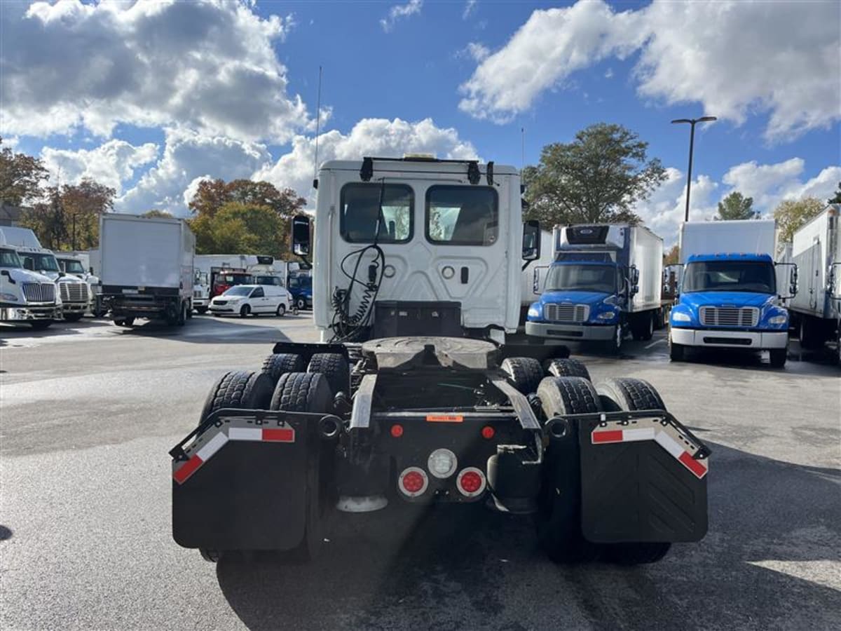2019 Freightliner/Mercedes CASCADIA 125 809951