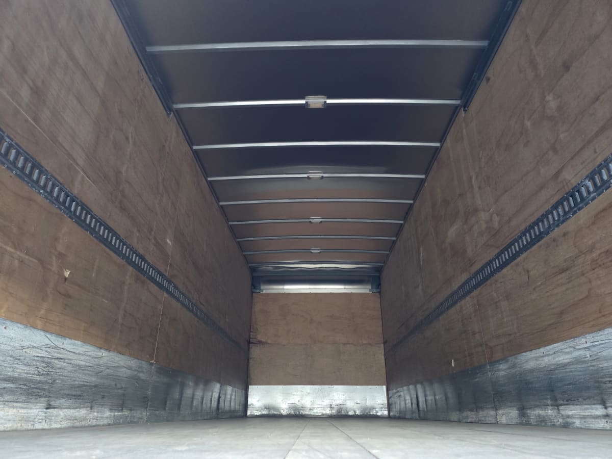 2019 Freightliner M2 106 in Tampa, FL — photo 8