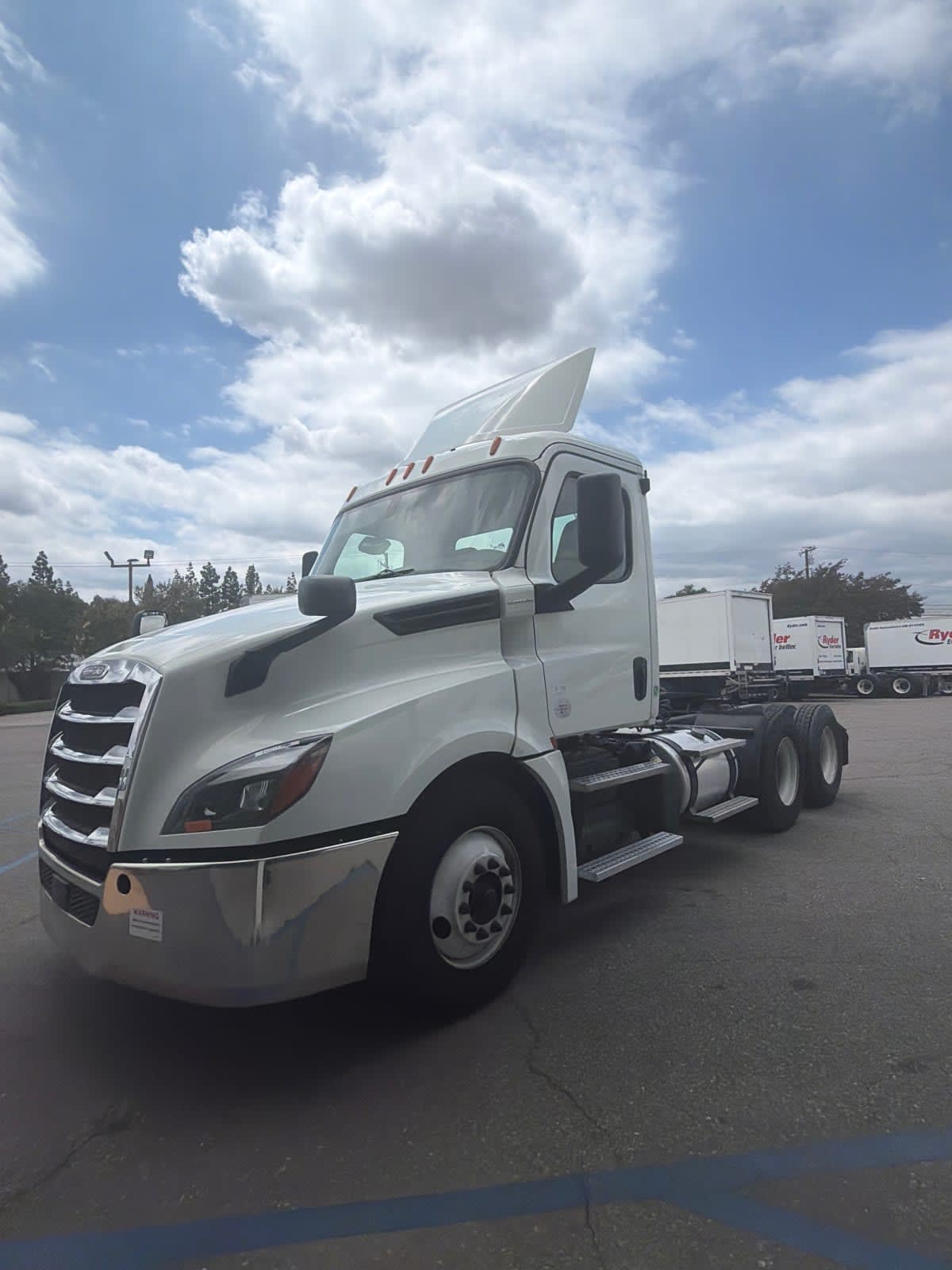 2019 Freightliner/Mercedes NEW CASCADIA PX12664 810013