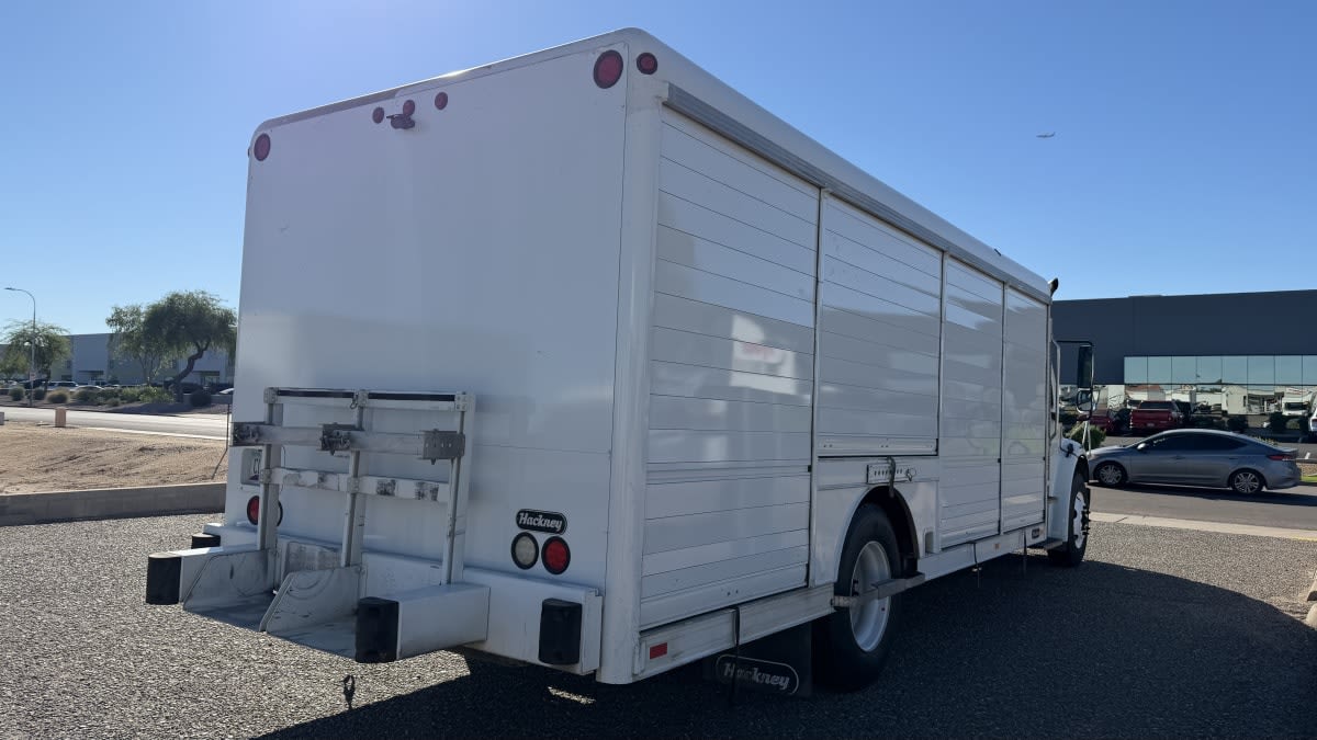 2019 Freightliner/Mercedes M2 106 810072