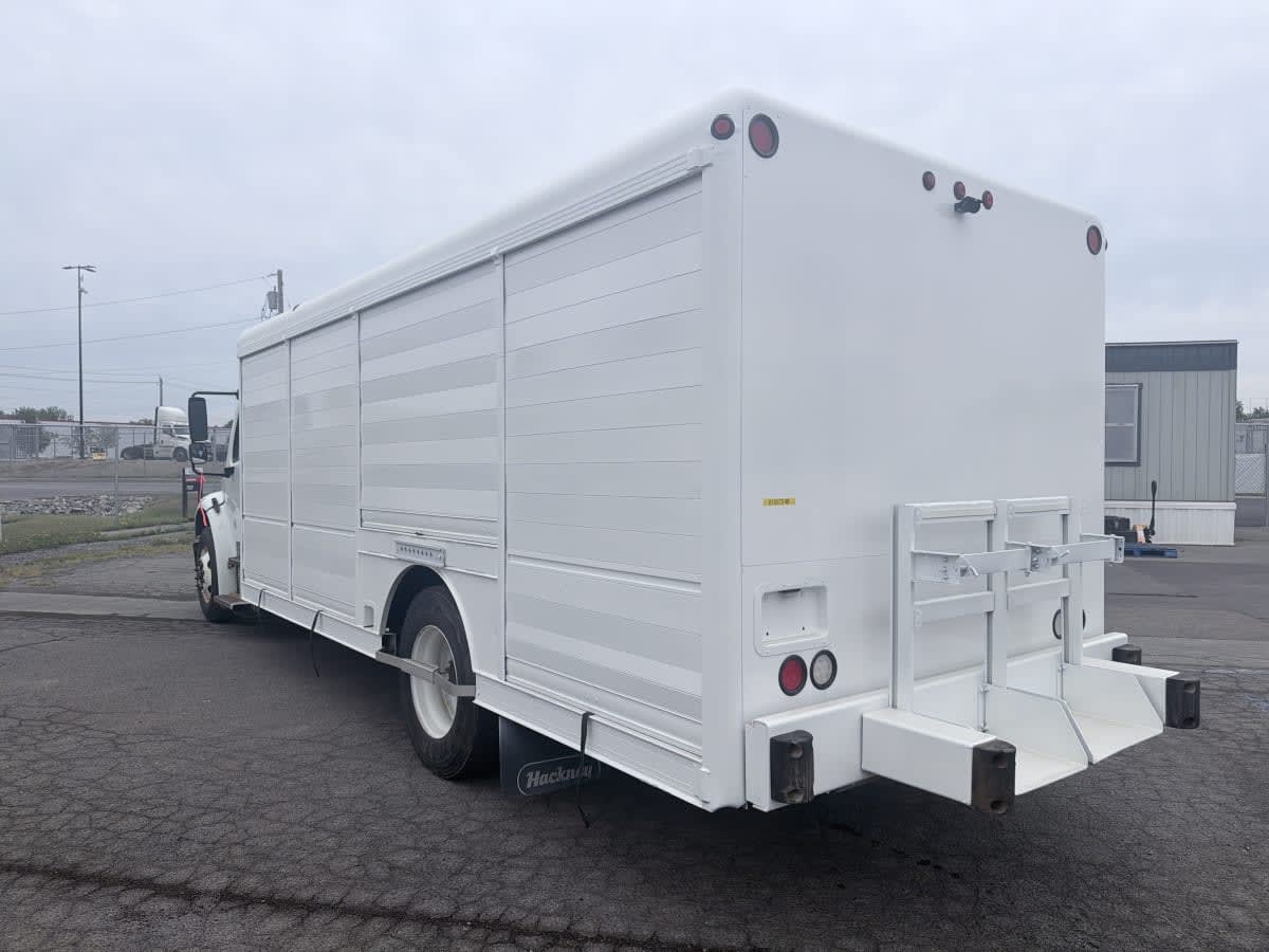 2019 Freightliner M2 106 in Syracuse, NY — photo 6