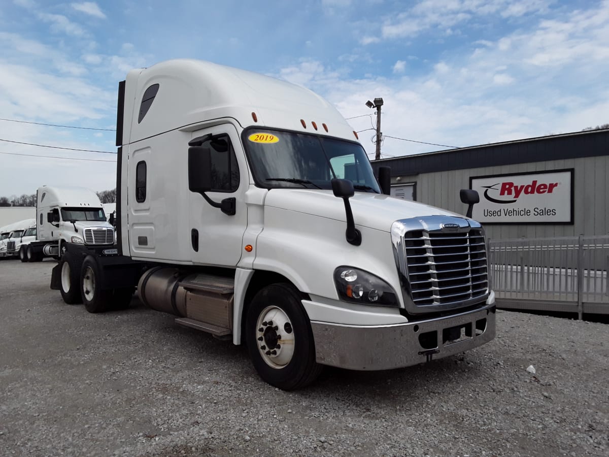 2019 Freightliner/Mercedes CASCADIA 125 810093