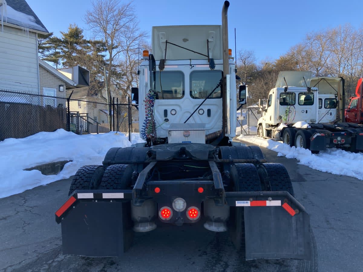 2019 Freightliner/Mercedes CASCADIA 125 810190