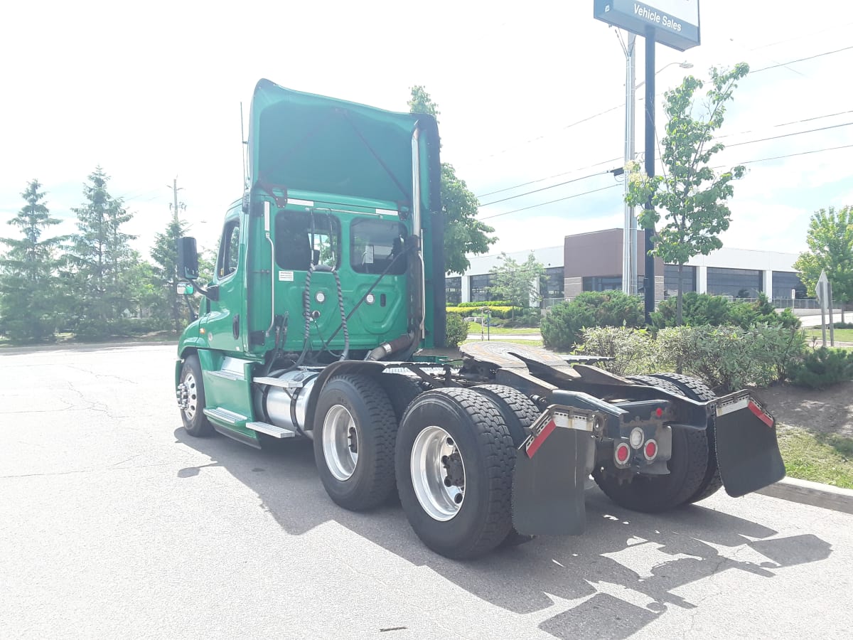 2019 Freightliner/Mercedes CASCADIA 125 810208