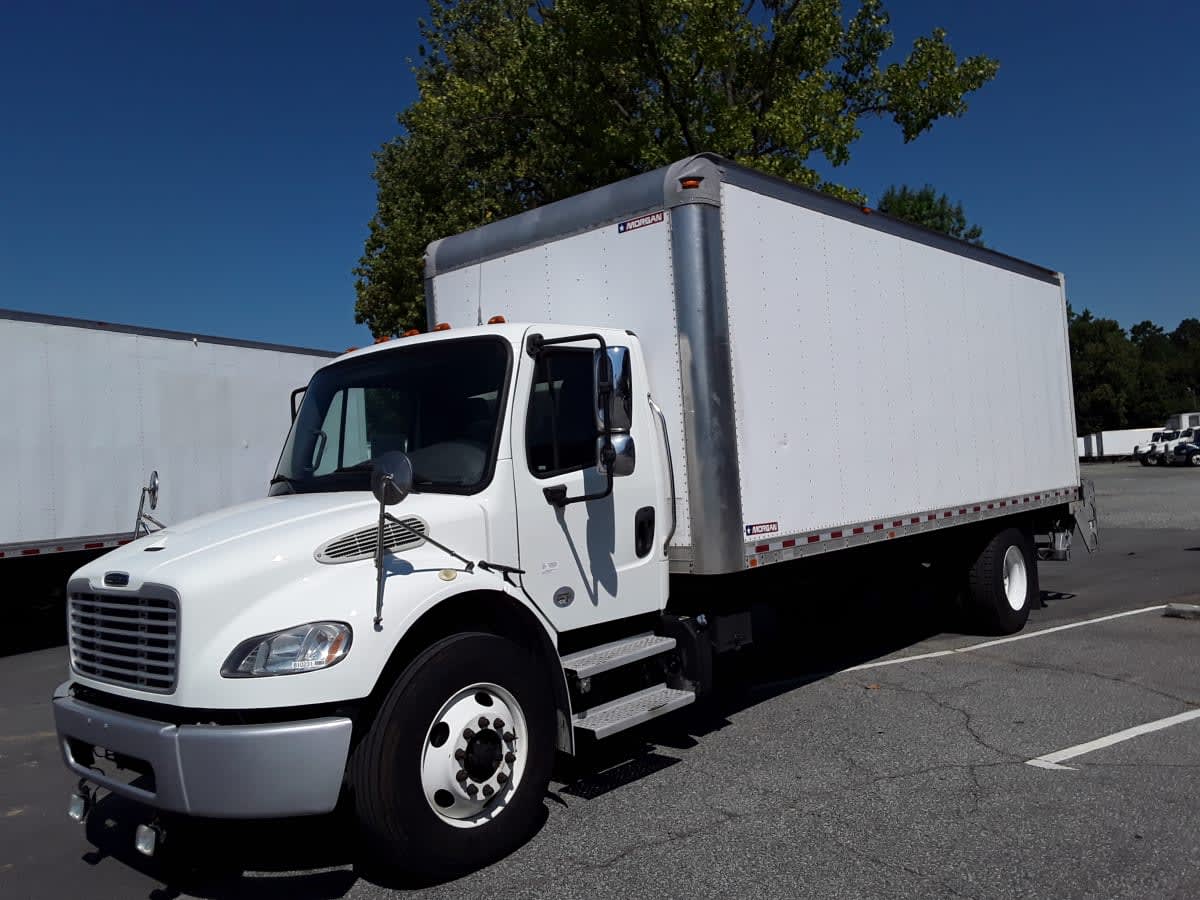2019 Freightliner M2 106 810231