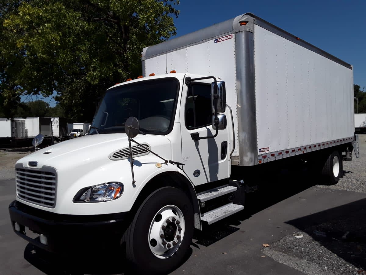 2019 Freightliner M2 106 810232