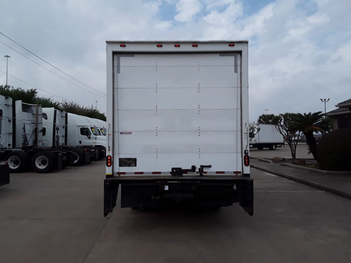 2018 Isuzu NPR HD 810266