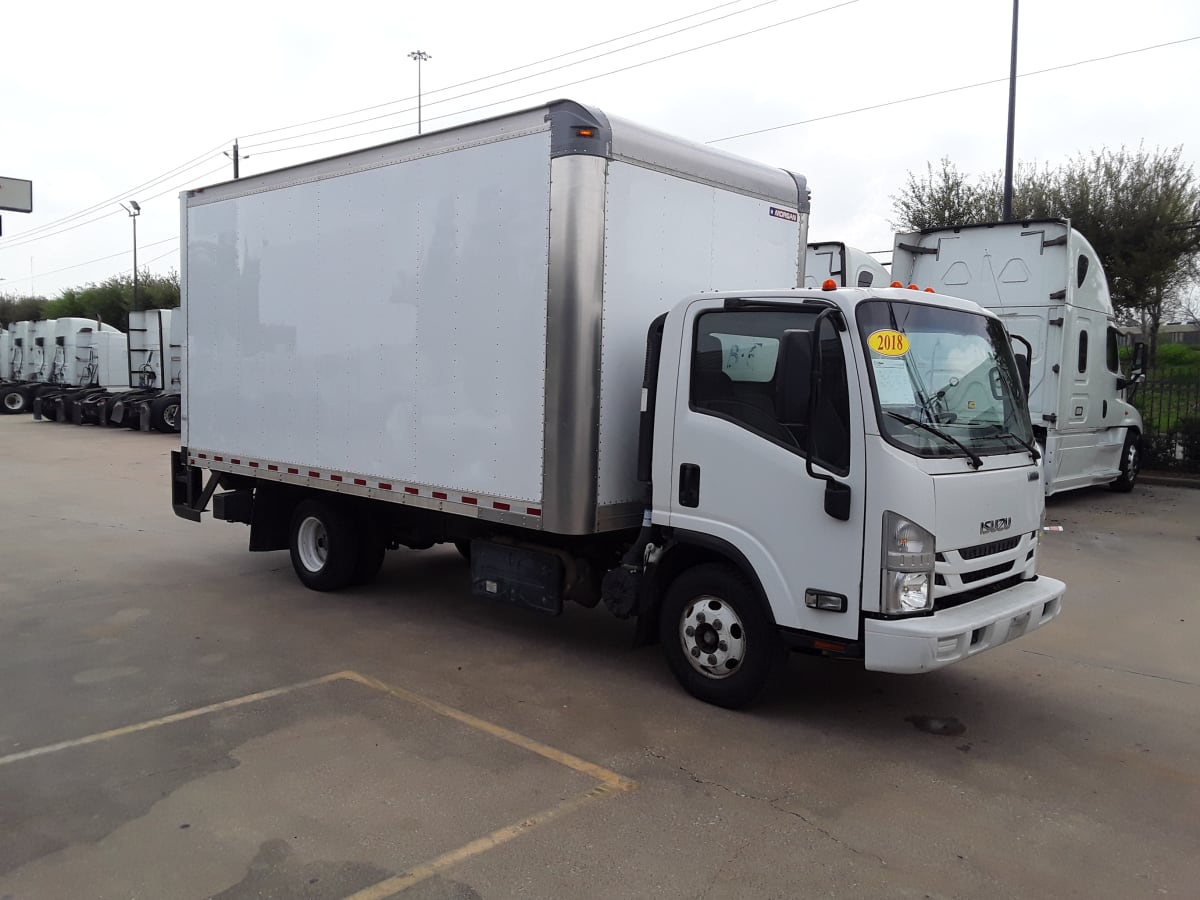 2018 Isuzu NPR HD 810266