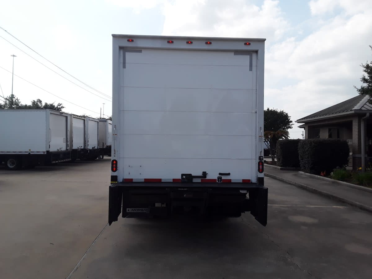 2018 Isuzu NPR HD 810267