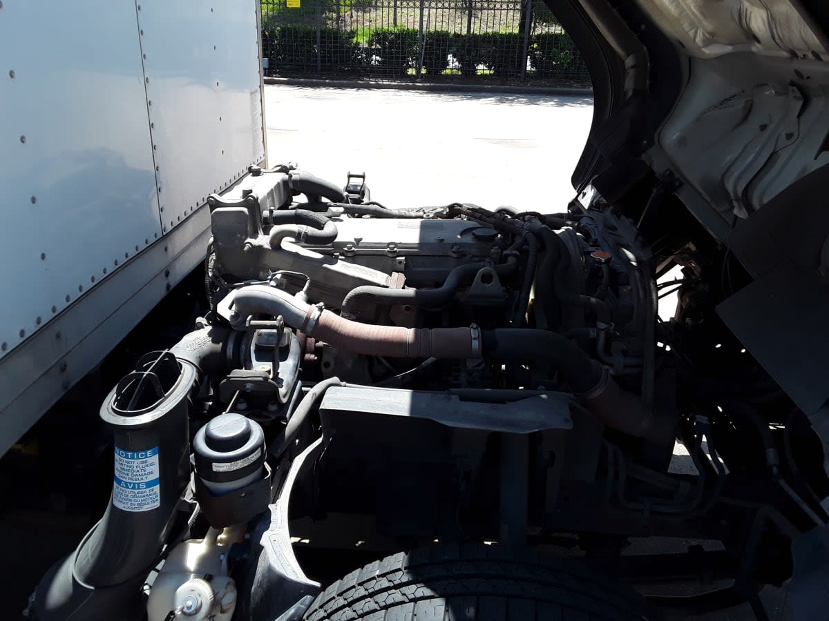 2018 Isuzu NPR HD 810275