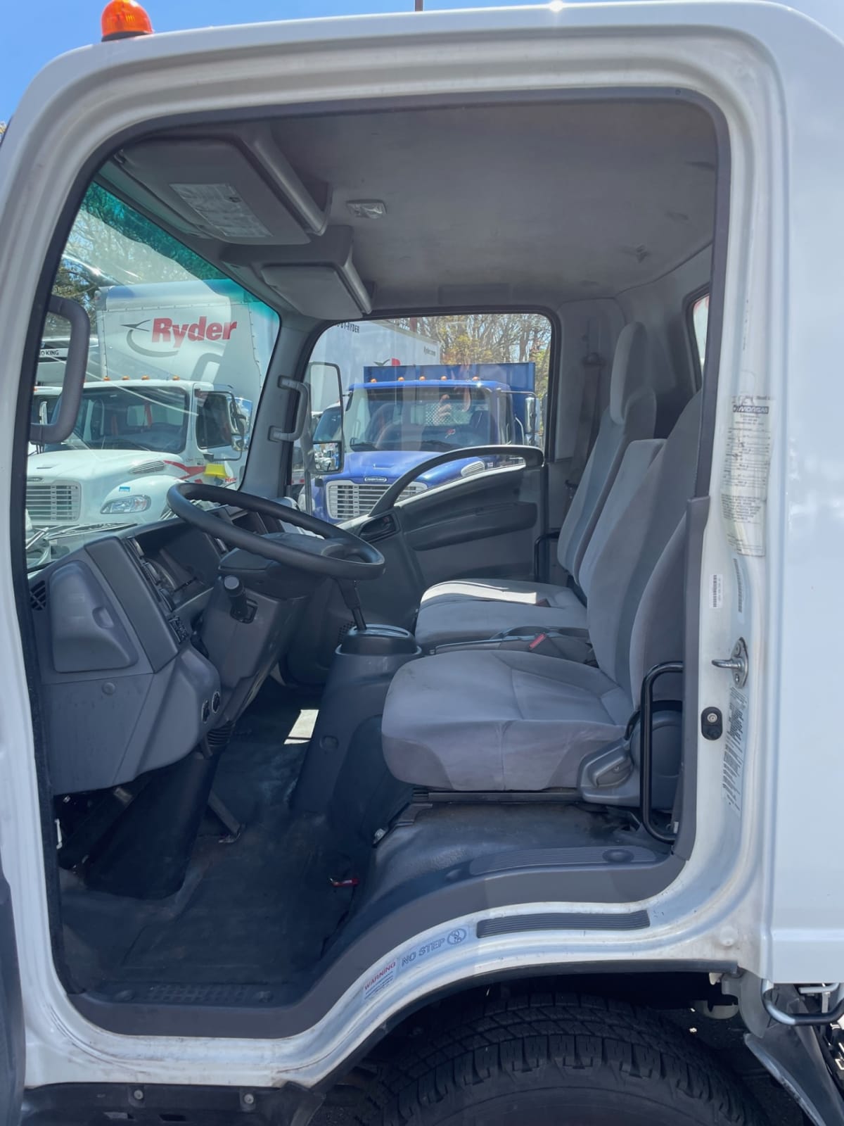 2018 Isuzu NPR HD 810316