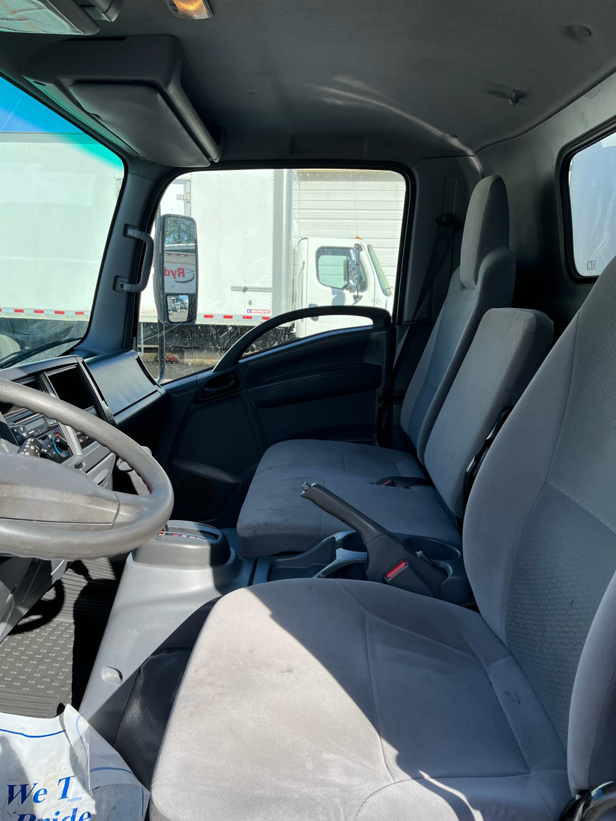 2018 Isuzu NPR HD 810345