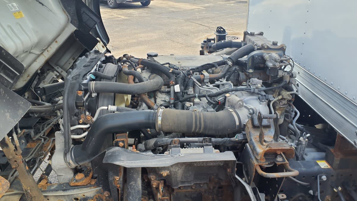 2018 Isuzu NPR HD 810346