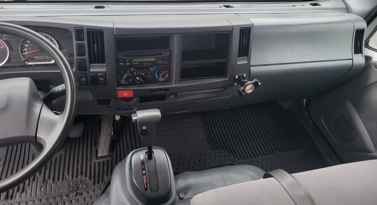 2018 Isuzu NPR HD 810348