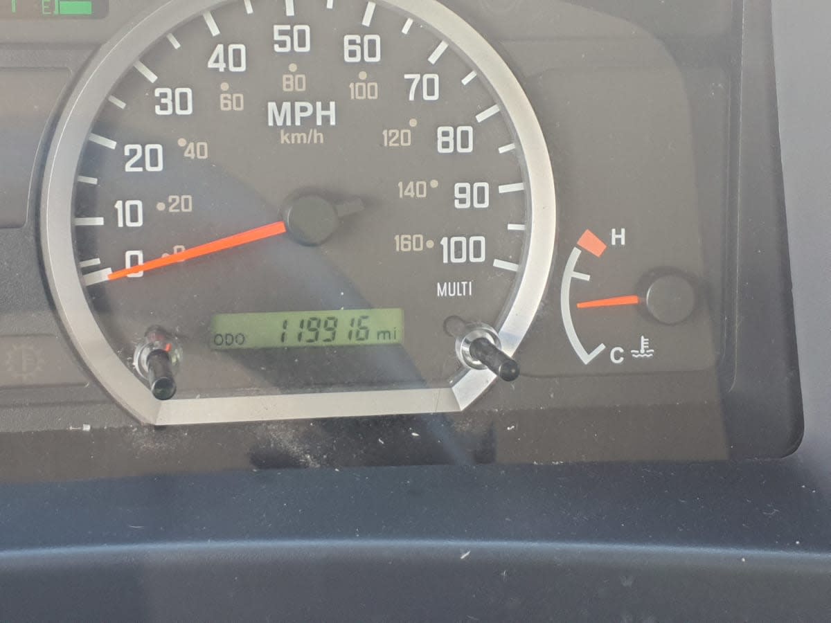 2018 Isuzu NPR HD 810385