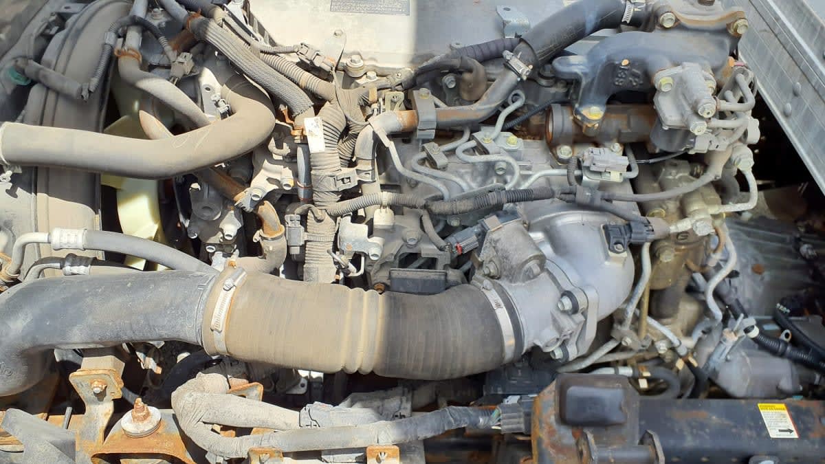 2018 Isuzu NPR HD 810385