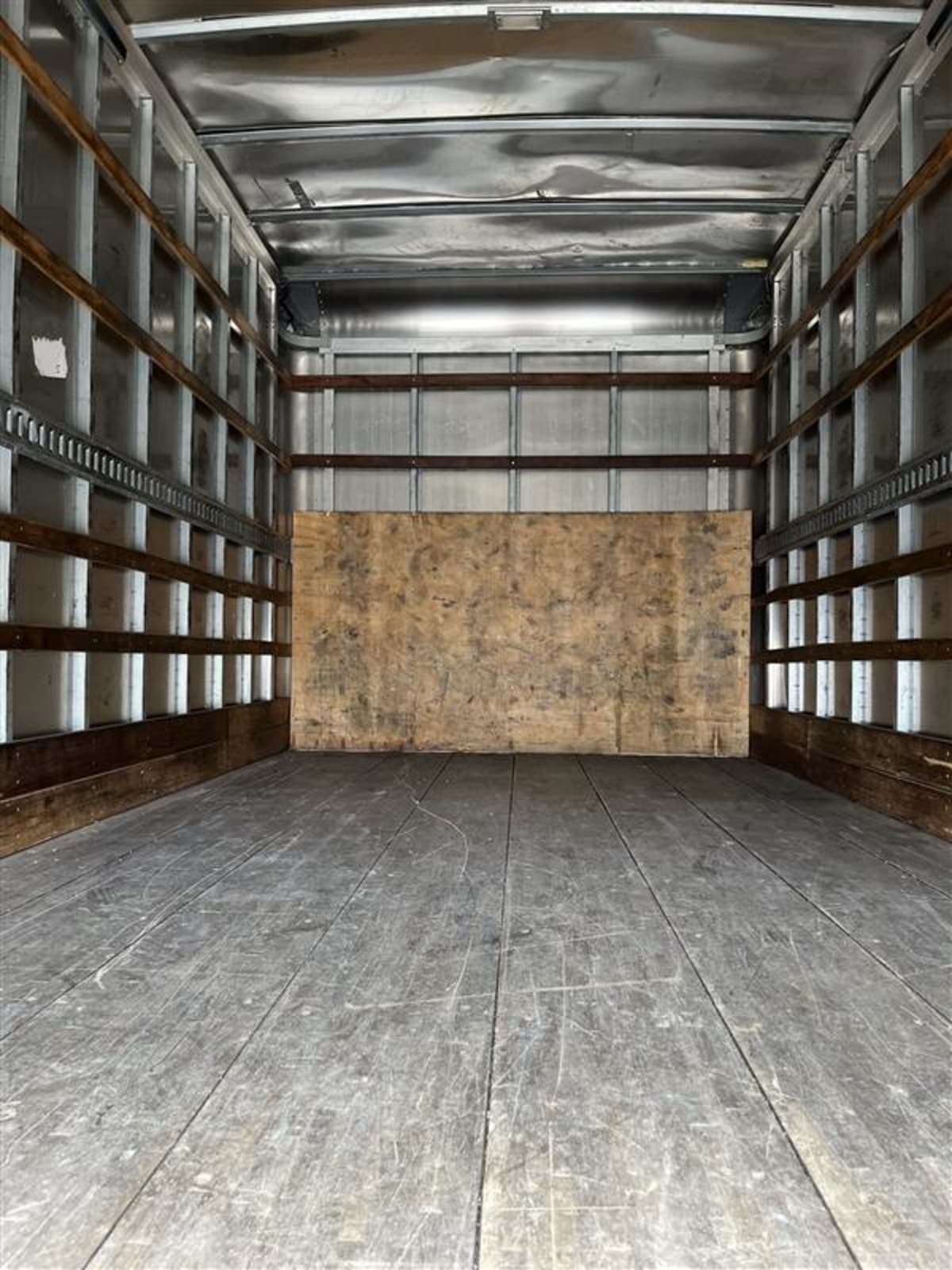 2018 Isuzu NPR HD 810394
