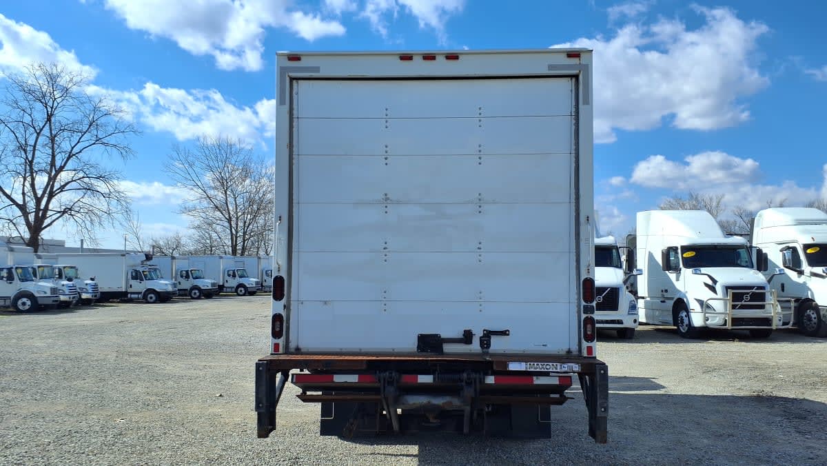 2018 Isuzu NPR HD 810405