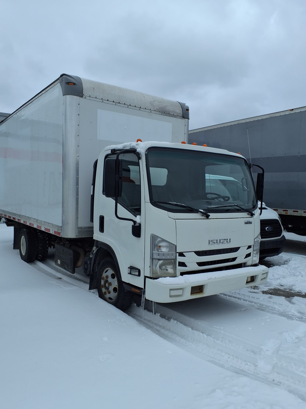 2018 Isuzu NPR HD 810407