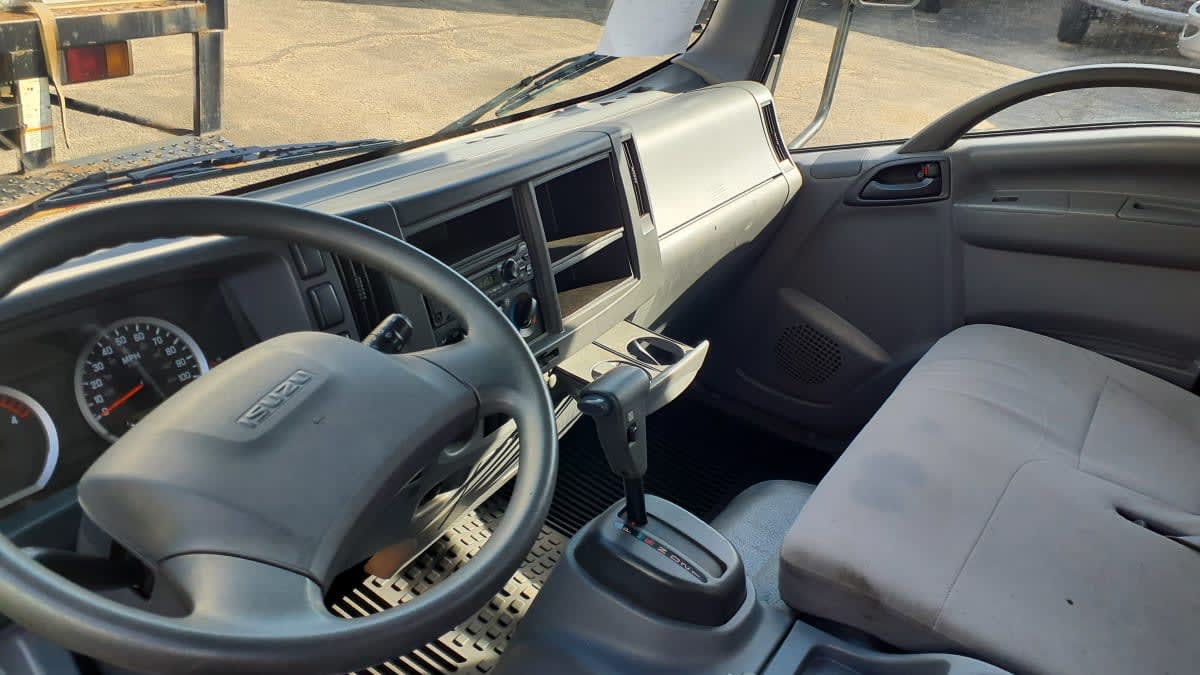 2019 Isuzu NPR HD 810412