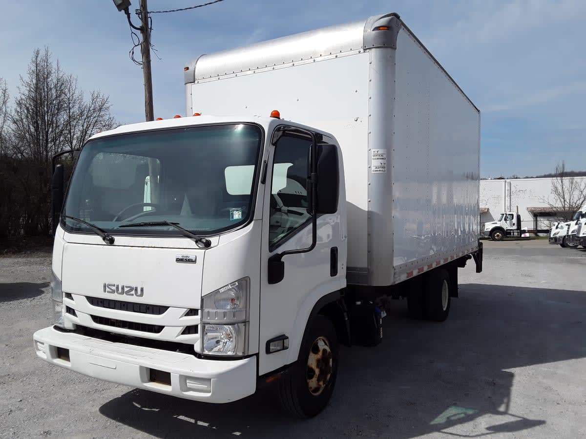 2018 Isuzu NPR HD 810433