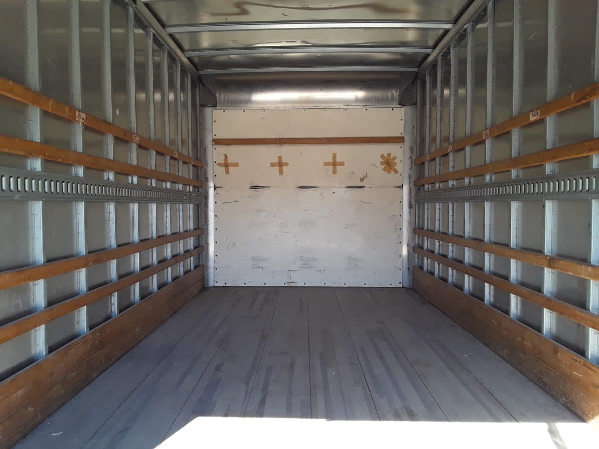 2018 Isuzu NPR HD 810455