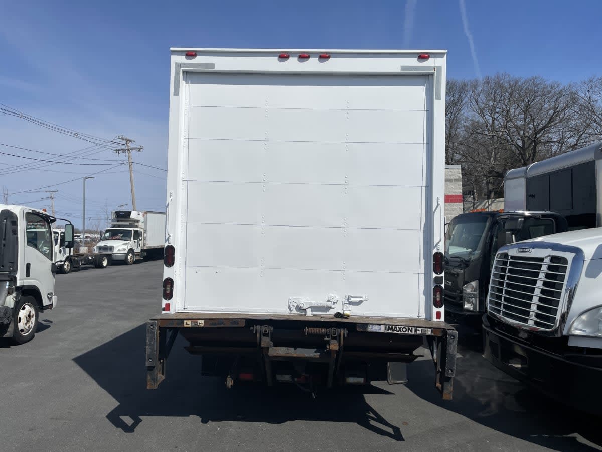 2018 Isuzu NPR HD 810461