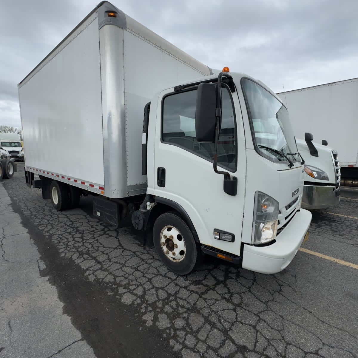 2019 Isuzu NPR HD 810483