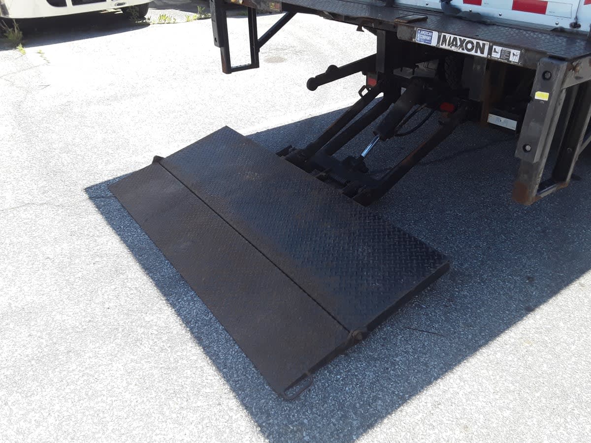 2019 Isuzu NPR HD 810497