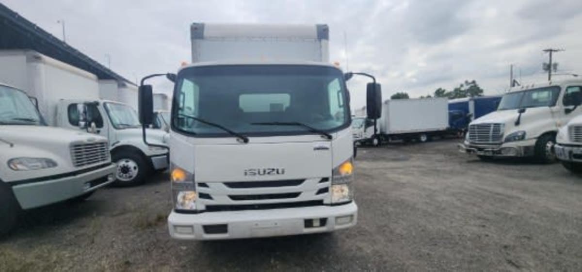2018 Isuzu NPR HD 810524
