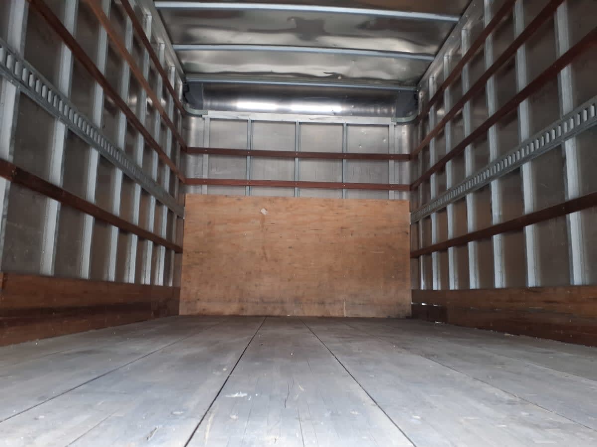 2019 Isuzu NPR HD 810535