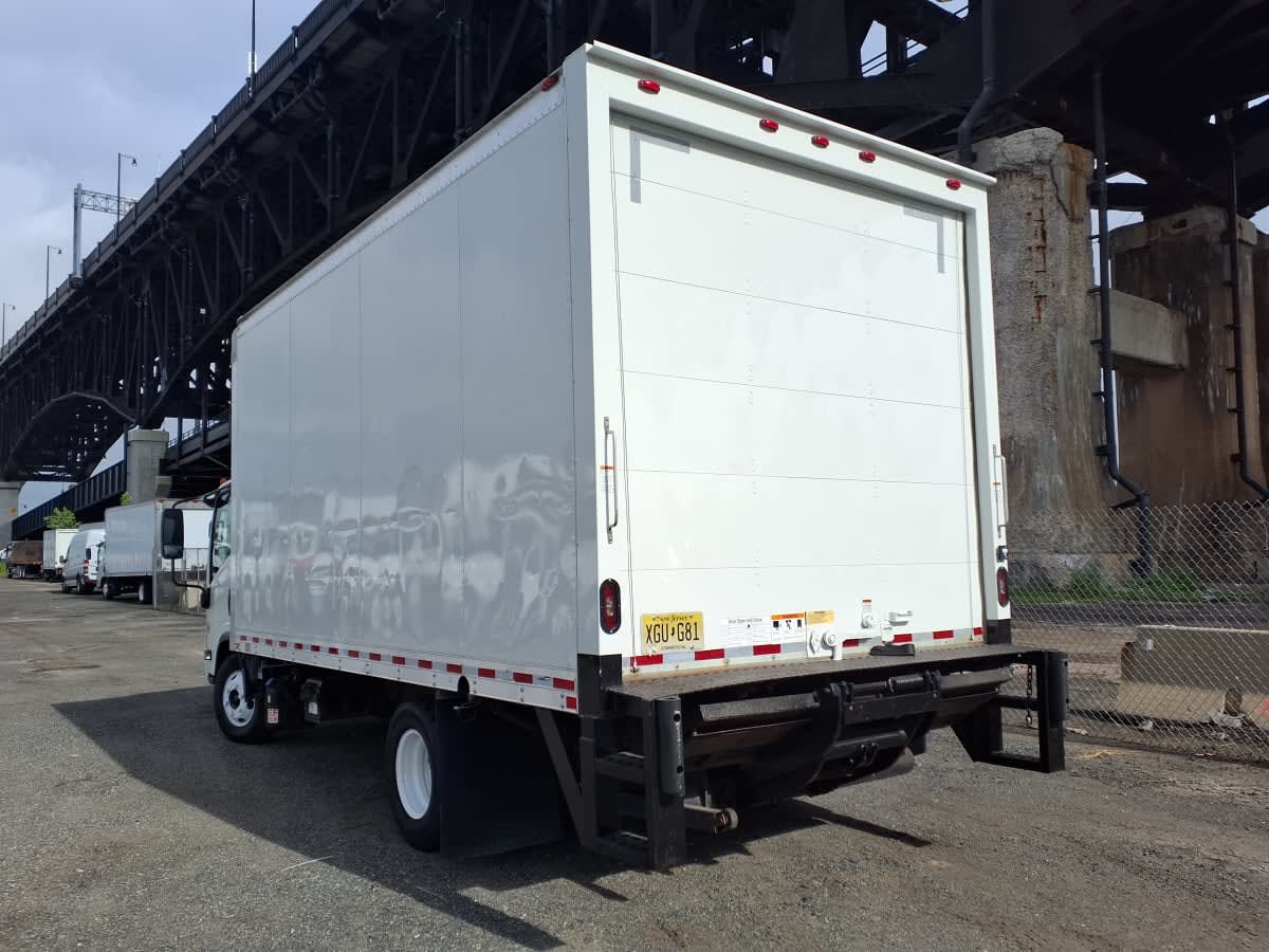 2019 Isuzu NPR HD 810535