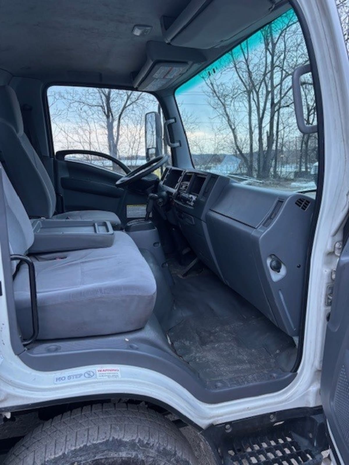 2019 Isuzu NPR HD 810537