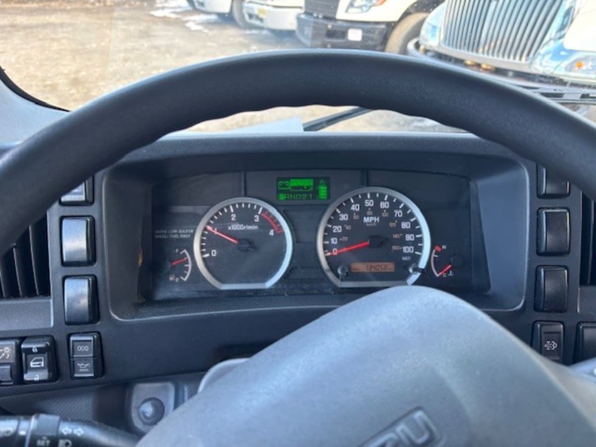 2019 Isuzu NPR HD 810537