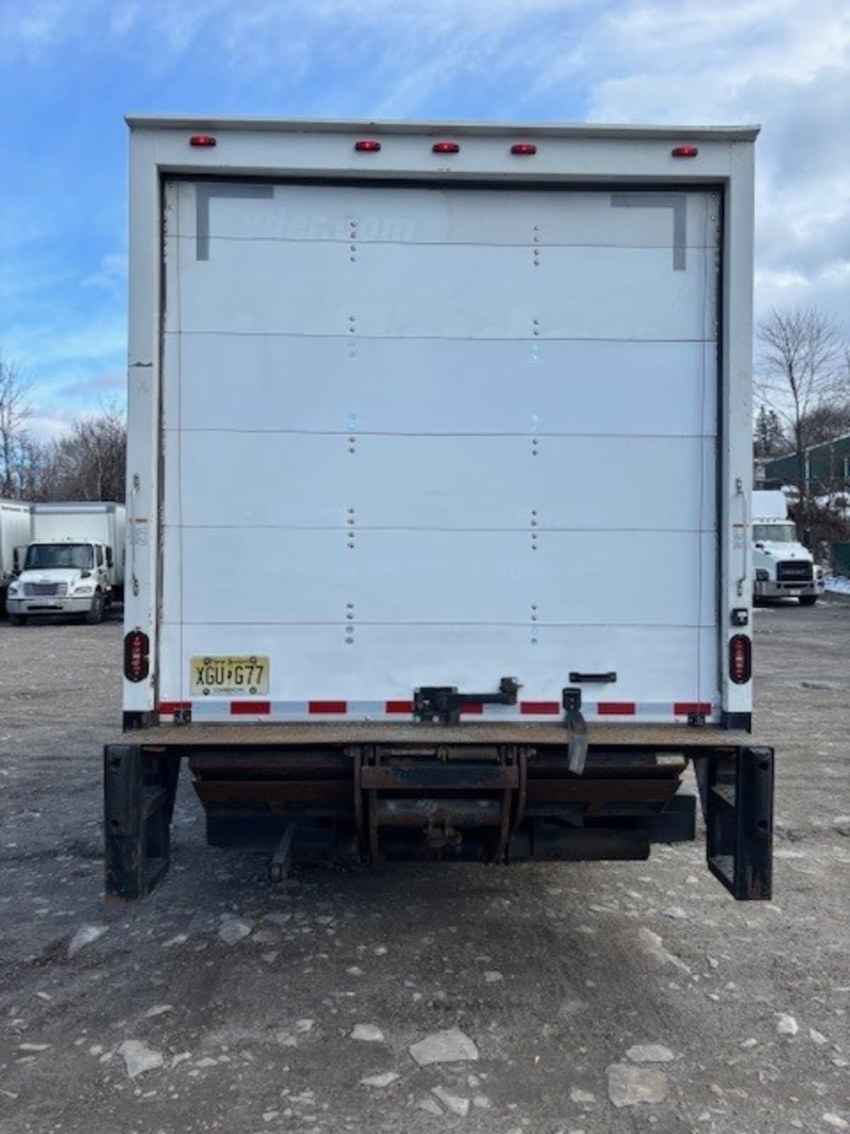 2019 Isuzu NPR HD 810537