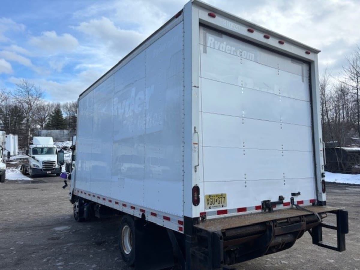 2019 Isuzu NPR HD 810537