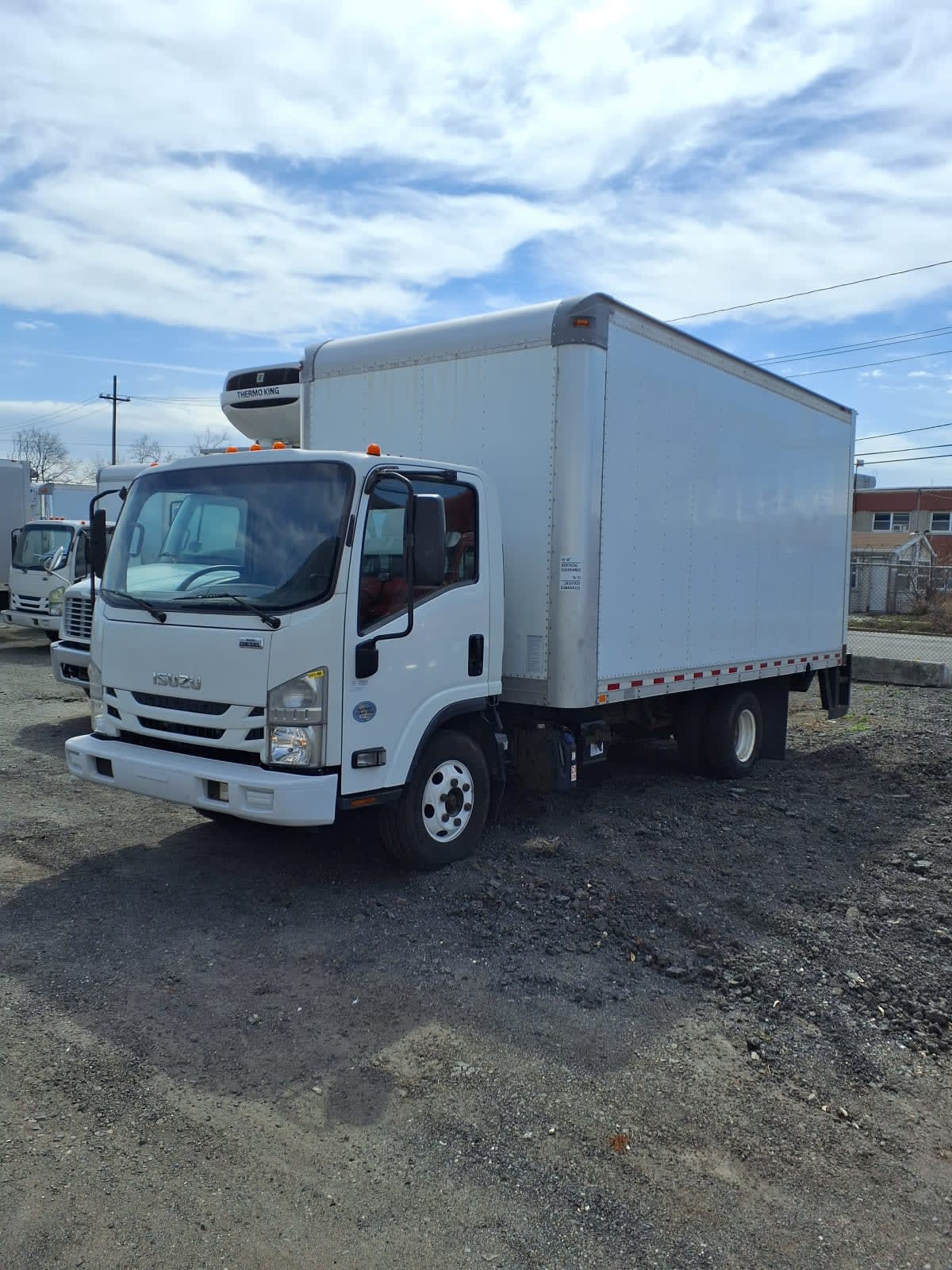 2018 Isuzu NPR HD 810579