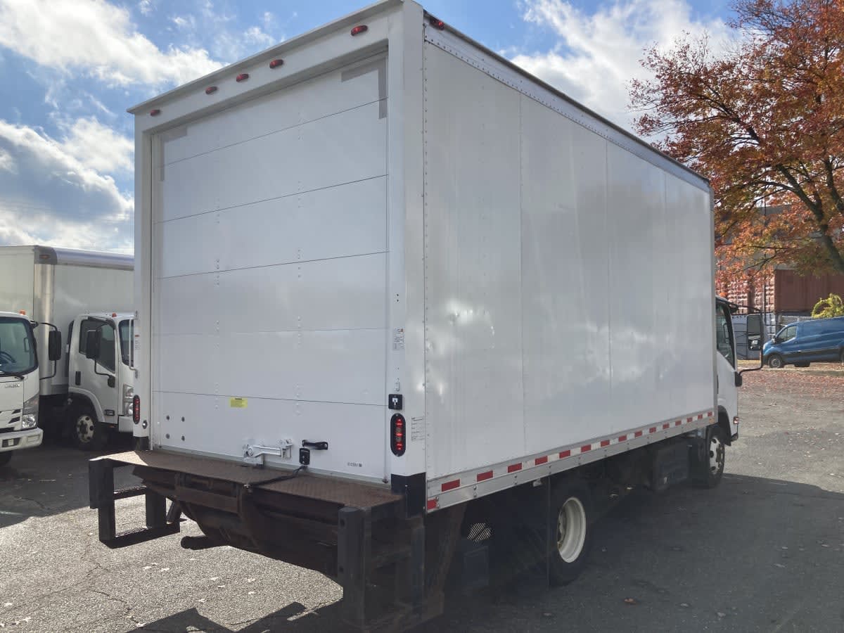 2018 Isuzu NPR HD 810581