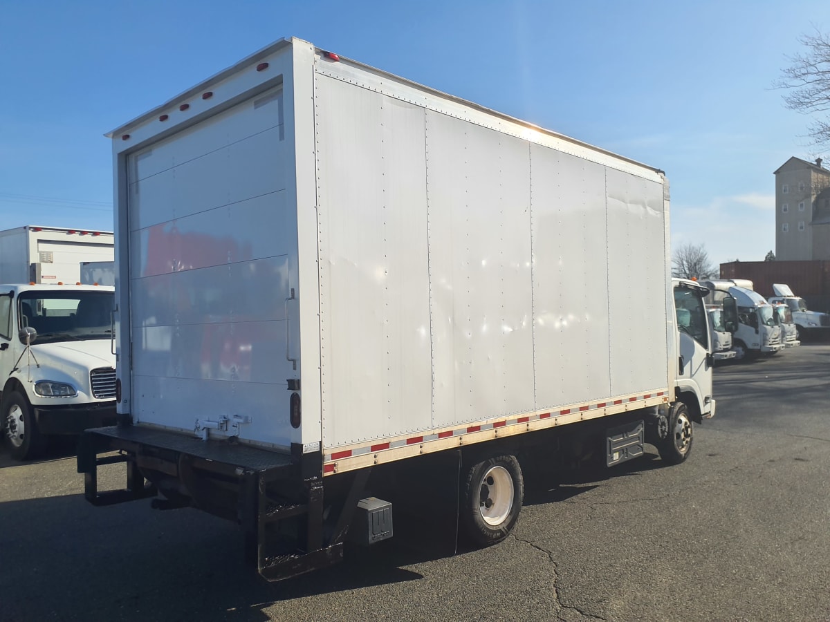 2018 Isuzu NPR HD 810582