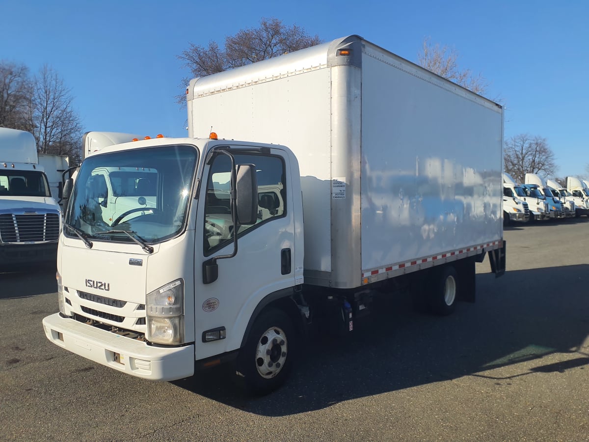 2018 Isuzu NPR HD 810582