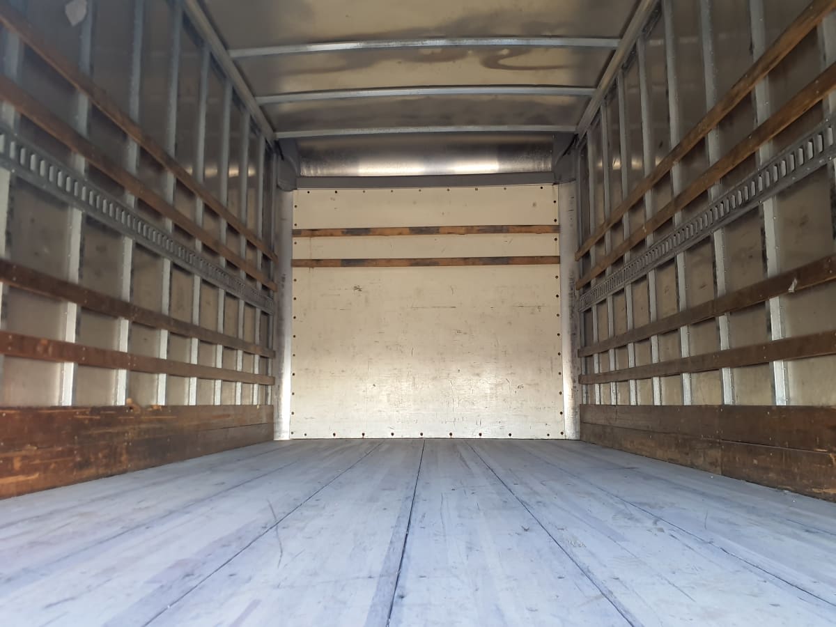 2019 Isuzu NPR HD 810584