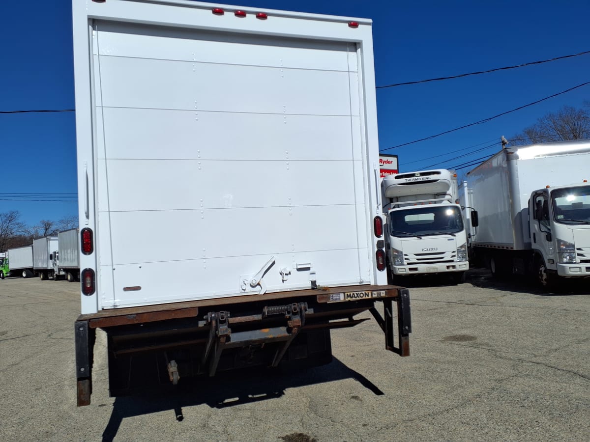 2019 Isuzu NPR HD 810590