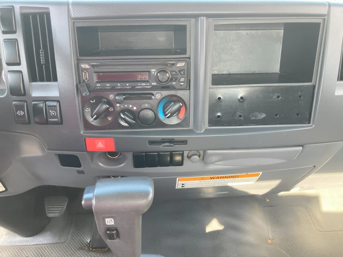 2019 Isuzu NPR HD 810594