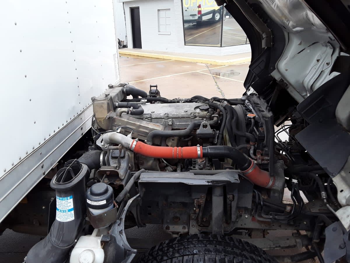 2018 Isuzu NPR HD 810597