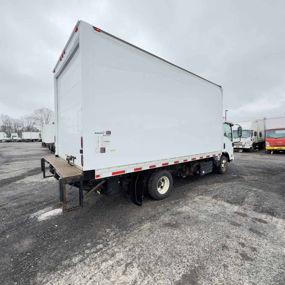 2019 Isuzu NPR HD 810601