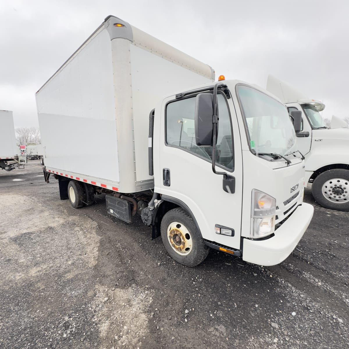 2019 Isuzu NPR HD 810601