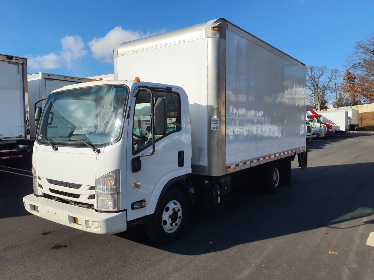 2018 Isuzu NPR HD 810611