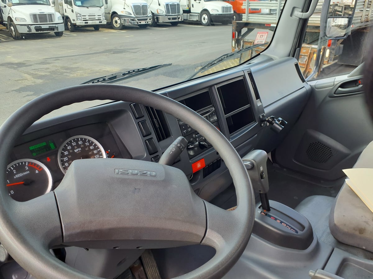 2018 Isuzu NPR HD 810616